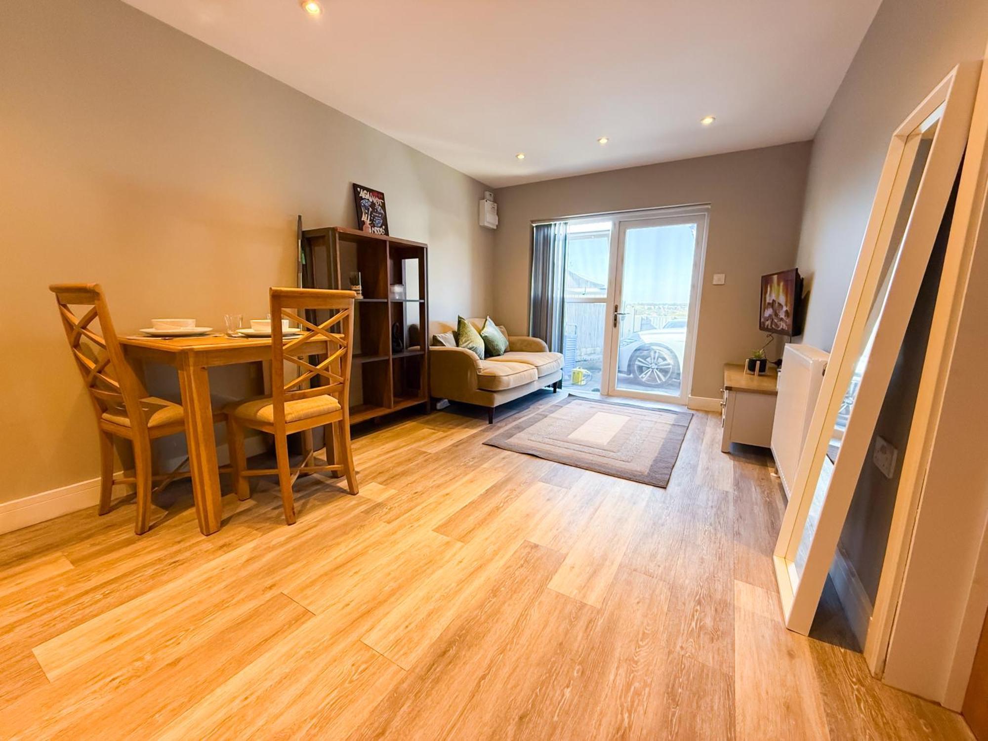 The A 1 Bedroom By Altoluxoexperience Short Lets & Serviced With Parking & Wifi