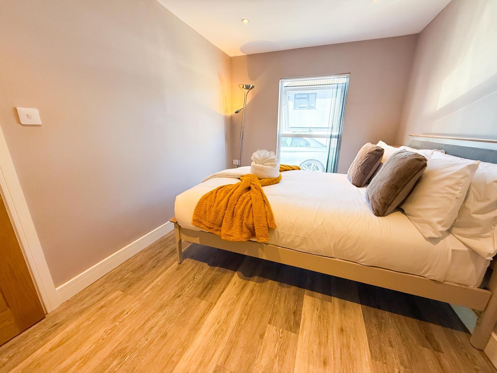 The A 1 Bedroom By Altoluxoexperience Short Lets & Serviced With Parking & Wifi Apartment Bristol