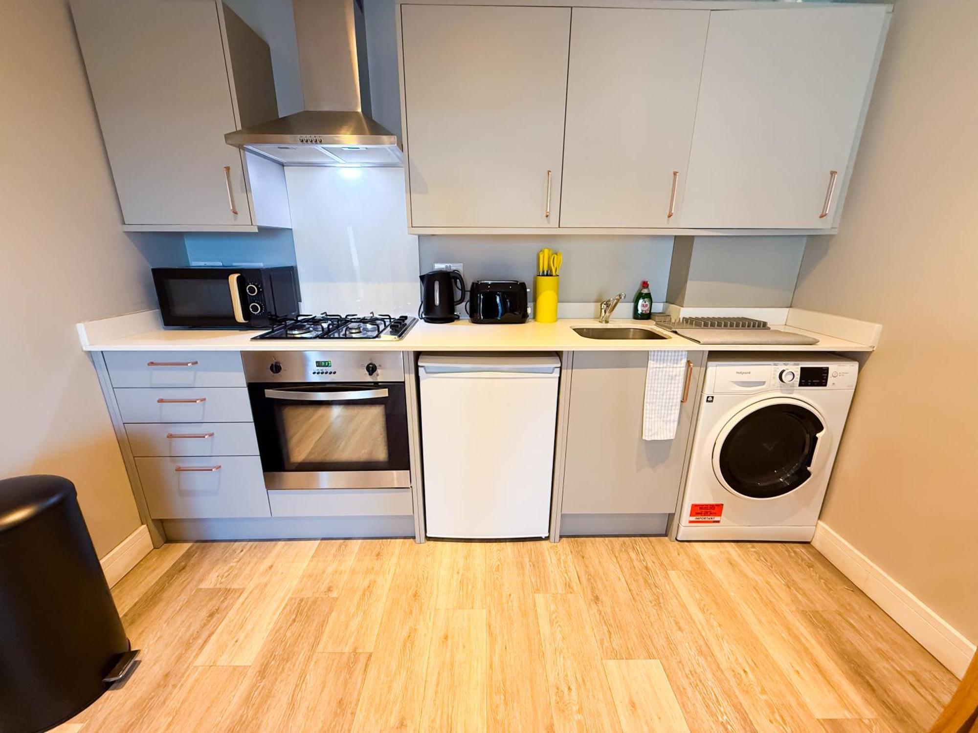 The A 1 Bedroom By Altoluxoexperience Short Lets & Serviced With Parking & Wifi Apartment *