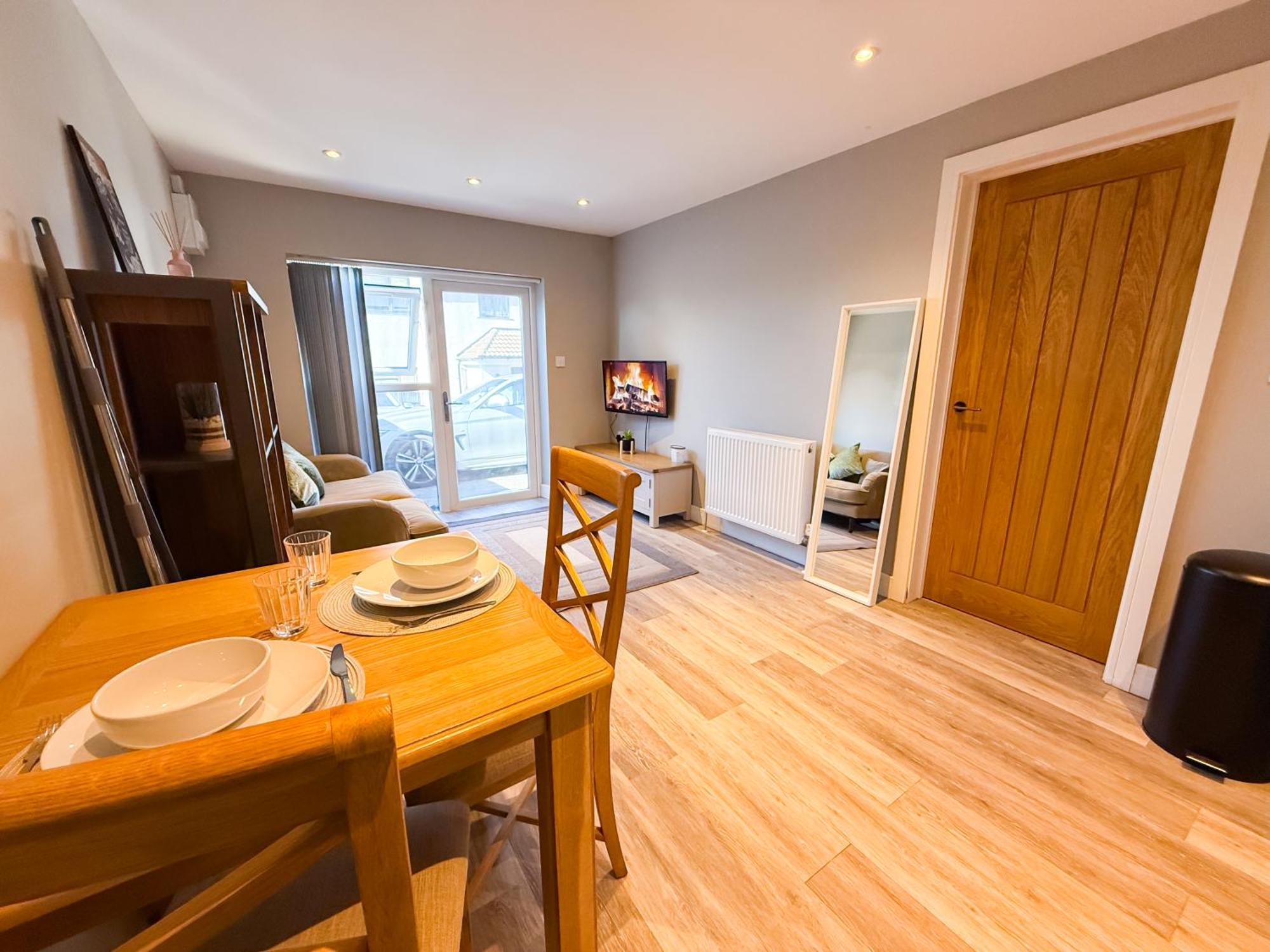 Apartment The A 1 Bedroom By Altoluxoexperience Short Lets & Serviced With Parking & Wifi *